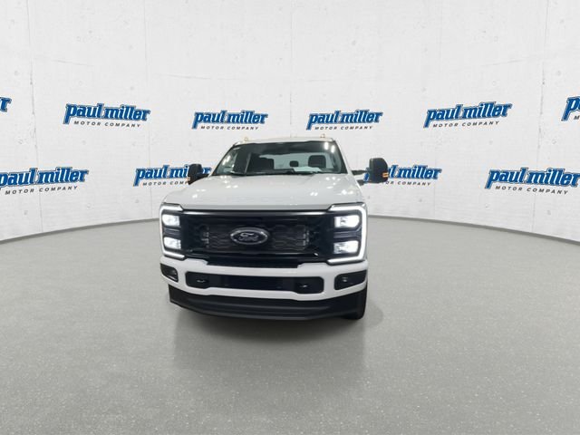 New 2026 Oxford White Ford F-250® XL image 4