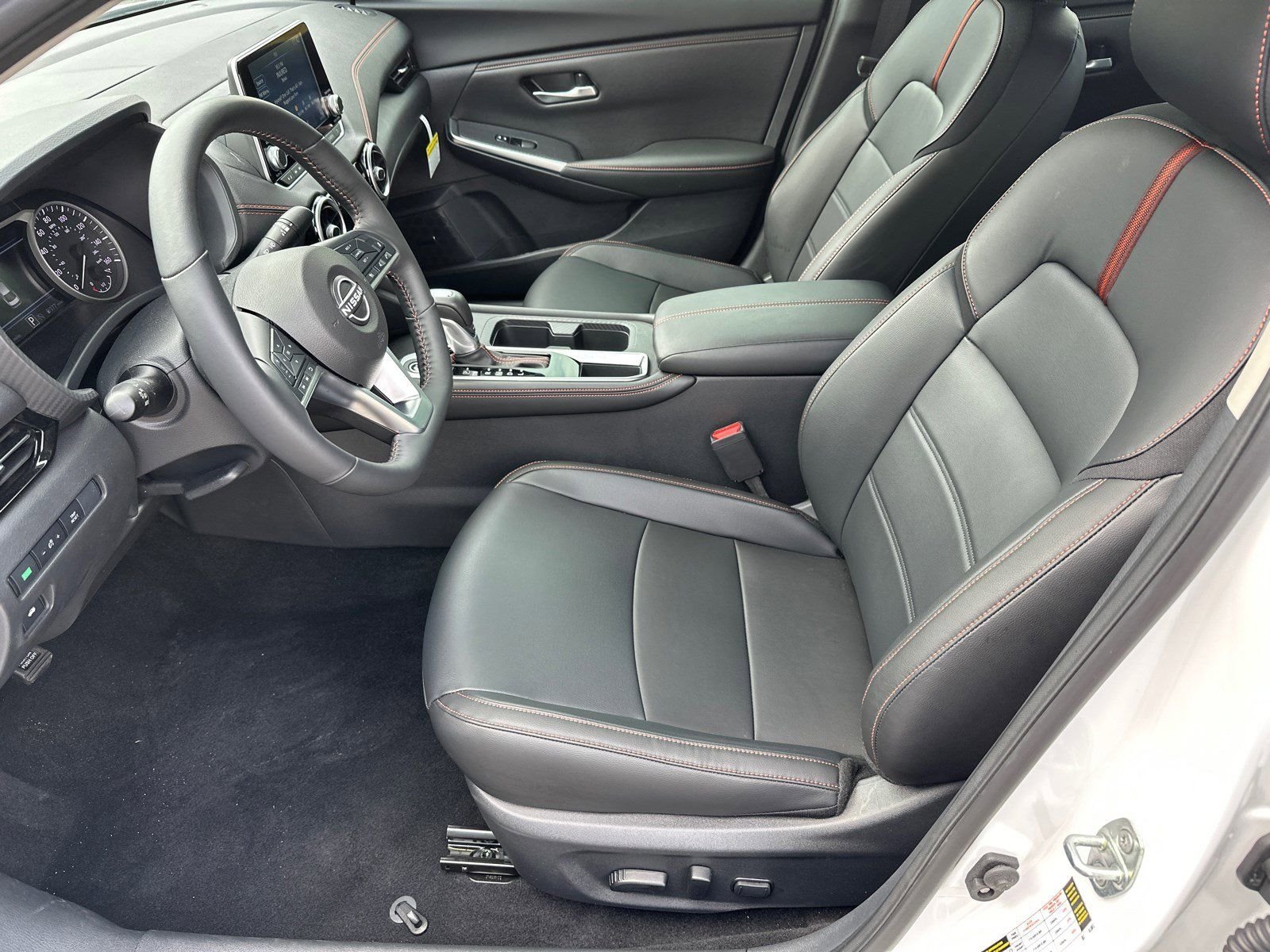 Certified Used 2025 White Nissan SR image 7