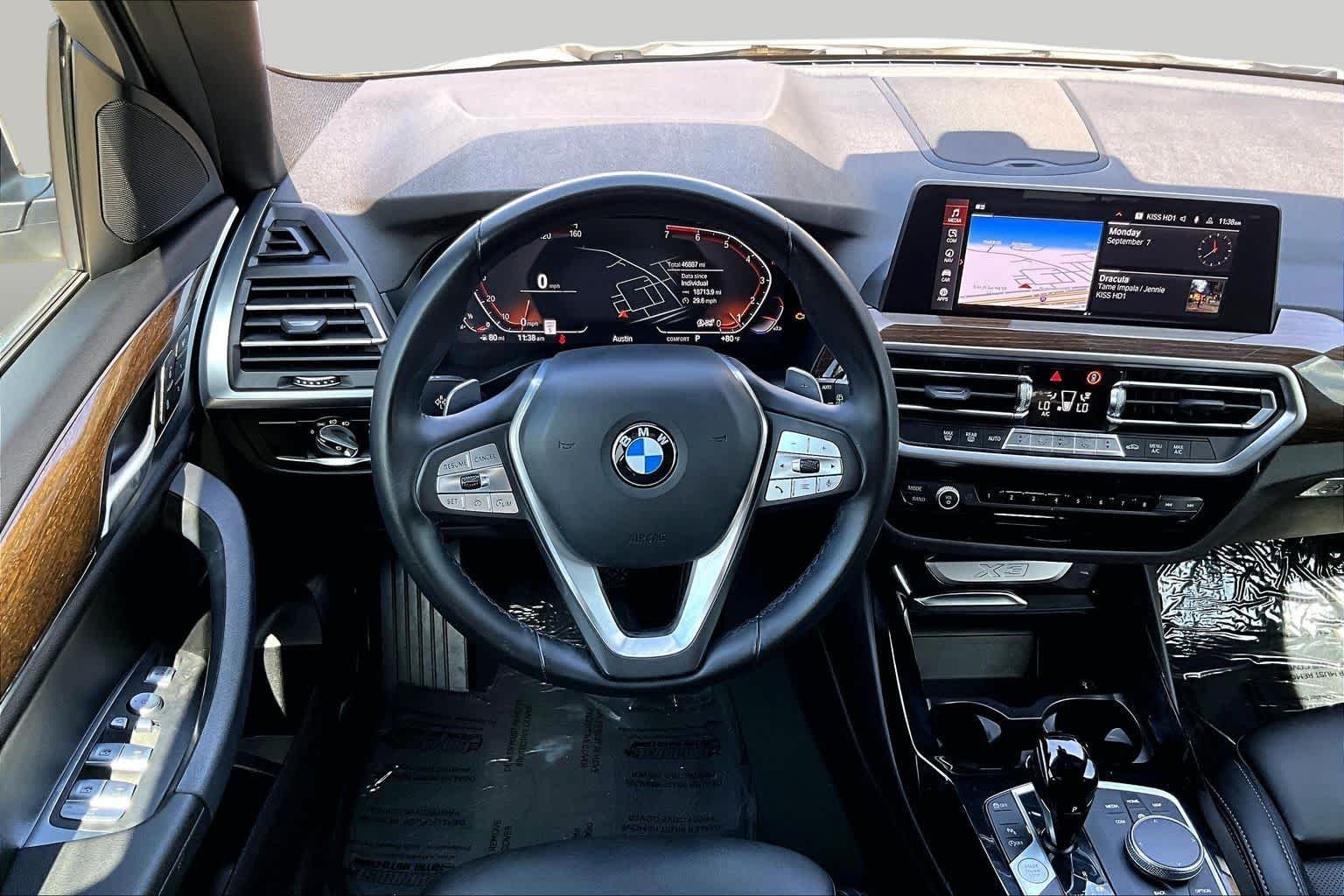Used 2022 Alpine White BMW xDrive30i image 6