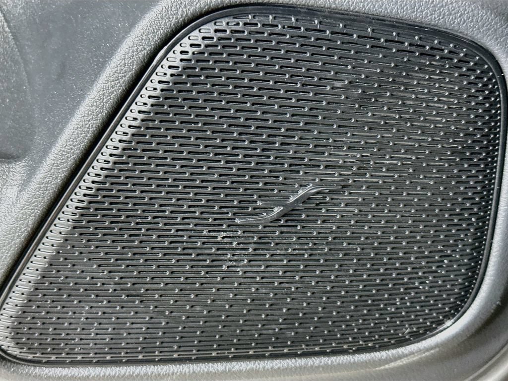 New 2026 Mountain Grey Metallic Mercedes-Benz GLB 250 image 48