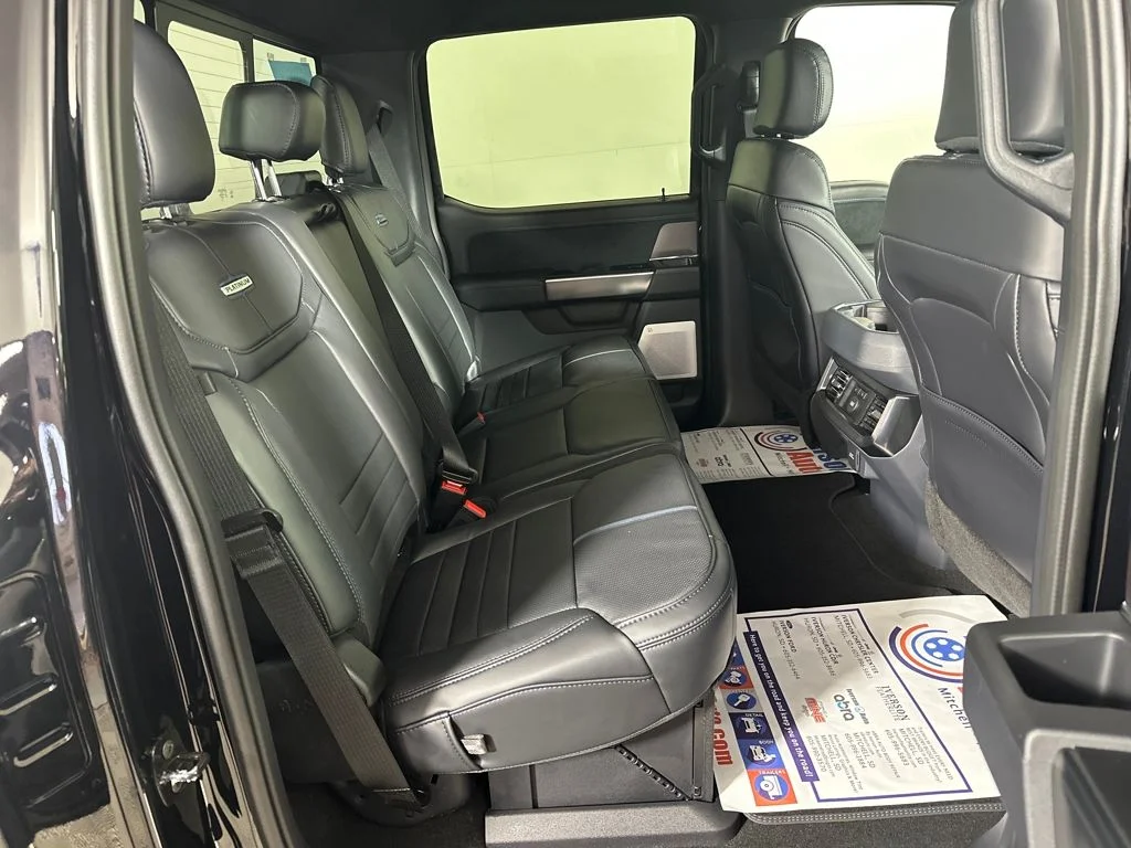2026 Ford F-250 Super Duty Platinum - Photo 30