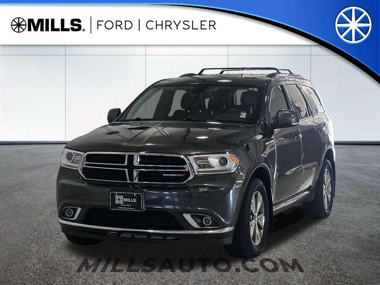 Used 2015 Gray Dodge Limited image 1
