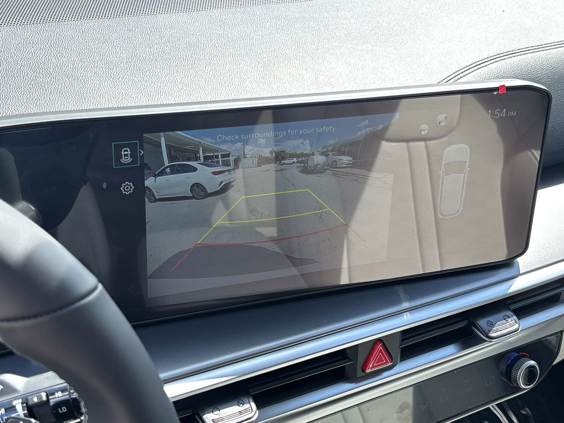 New 2026 Snow White Pearl Kia EX image 21
