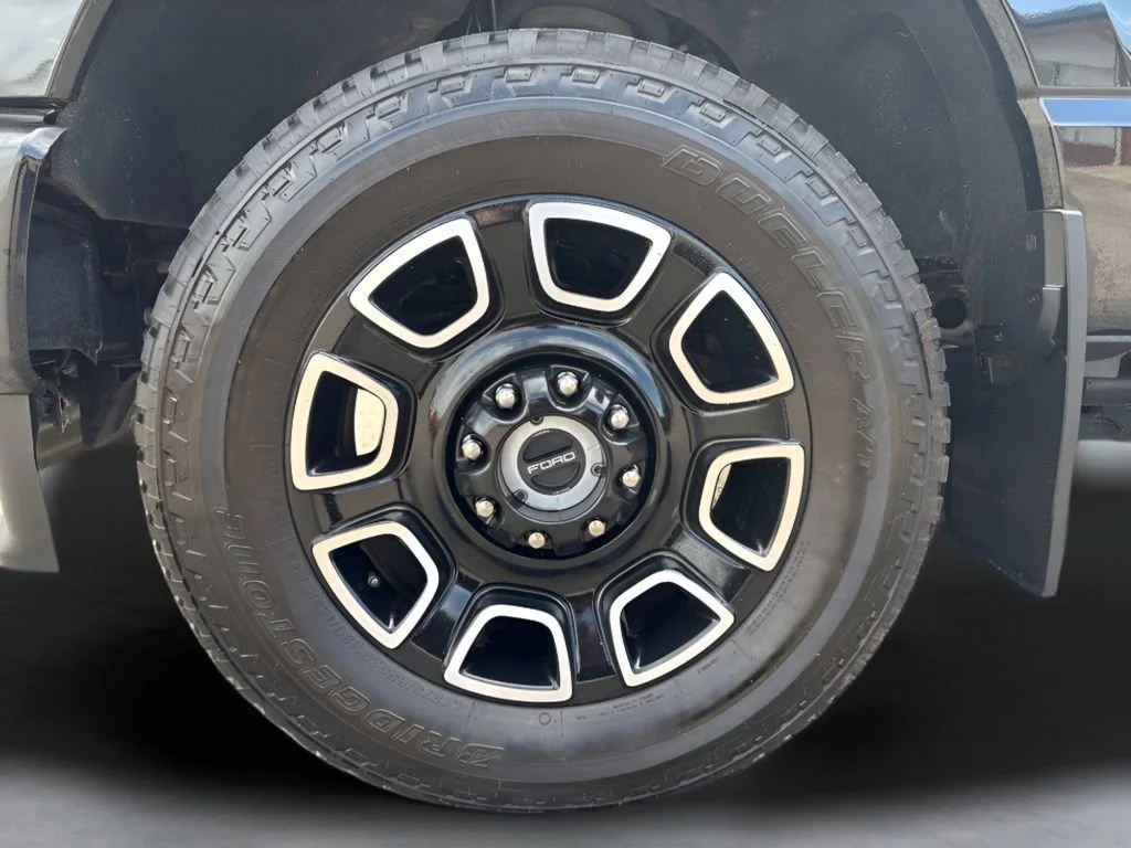 Used 2023 Black Ford XL image 37