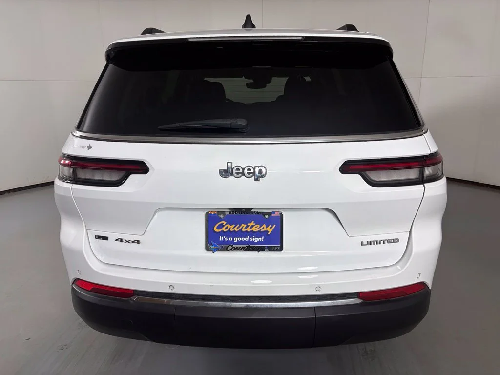 Used 2022 White Jeep Limited image 7