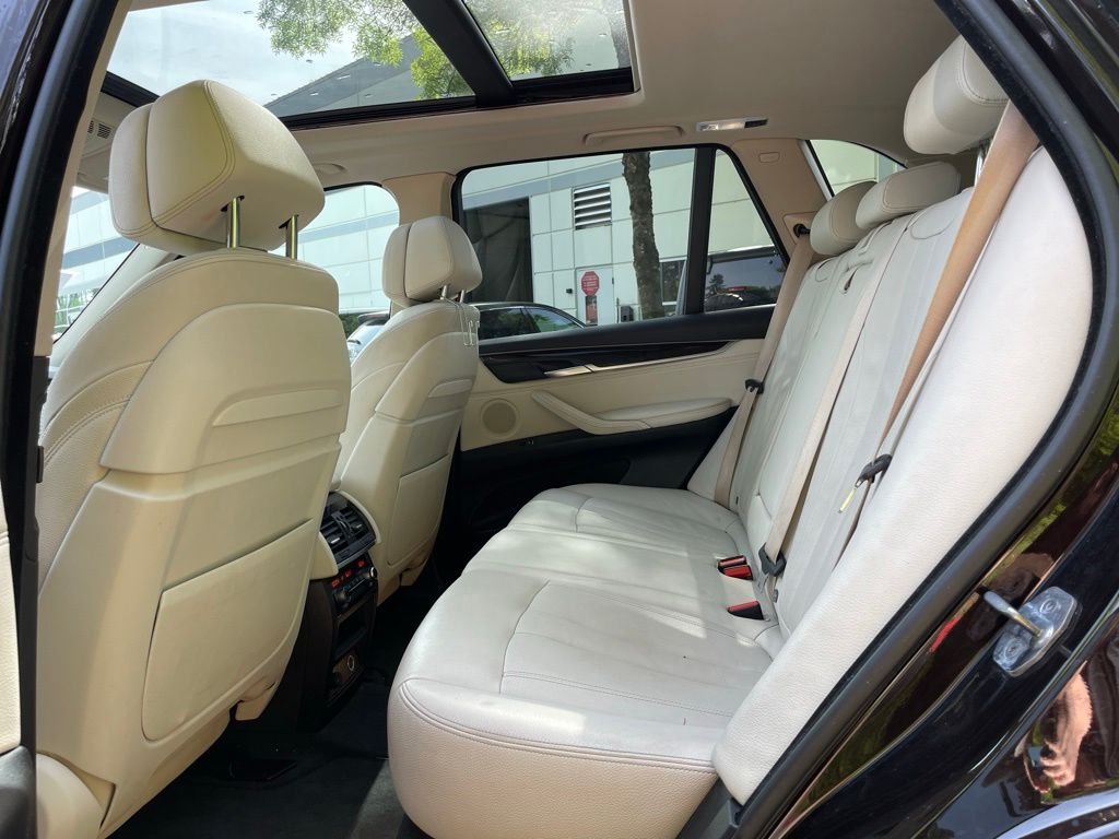 Used 2016 Brown Metallic BMW xDrive35i image 16