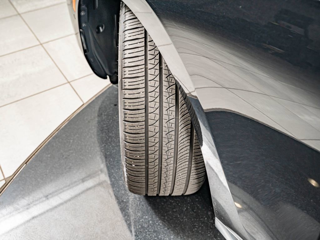 Used 2024 Black Sapphire Metallic BMW eDrive50 image 44