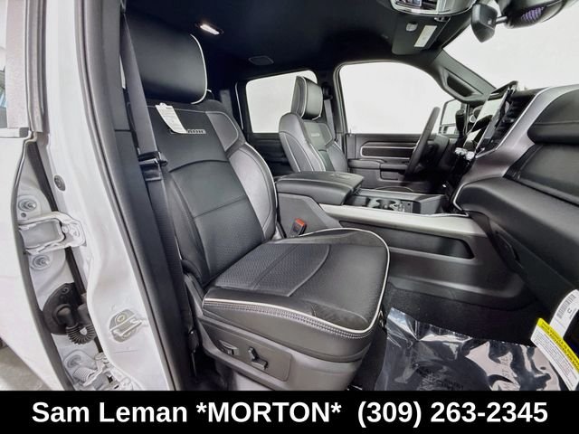 New 2026 Bright White Clear-Coat Exterior Paint Ram Laramie image 28
