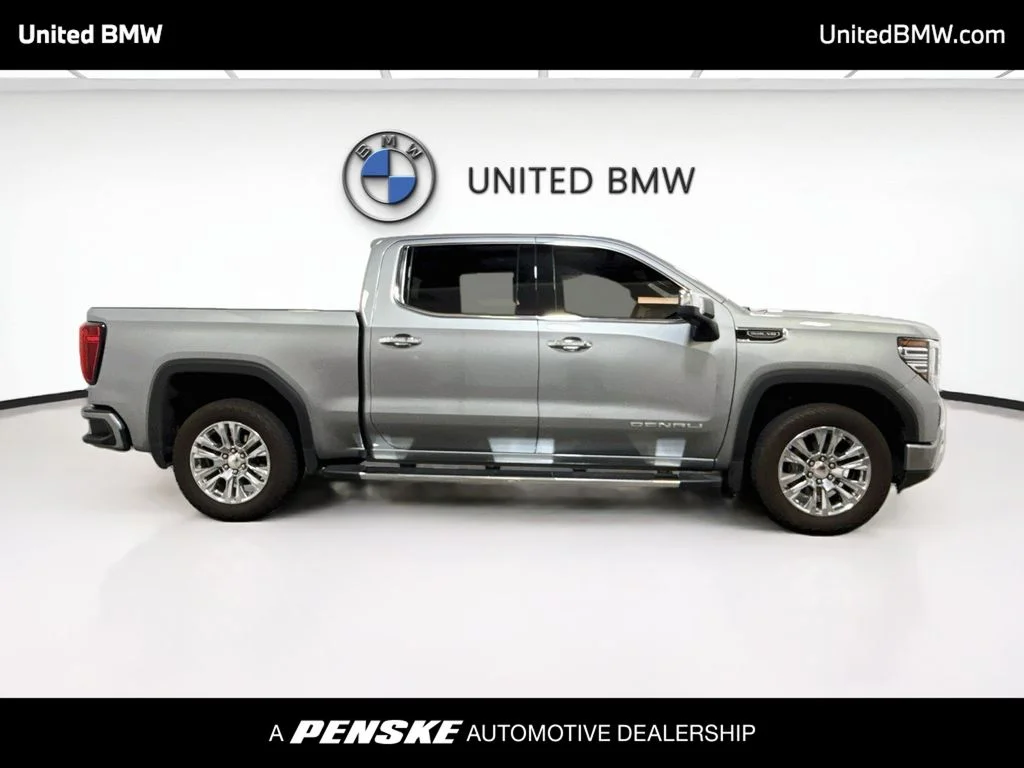 Used 2025 Sterling Metallic GMC Denali image 4