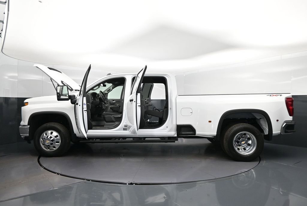2026 Chevrolet Silverado 3500 HD Work Truck - Photo 47