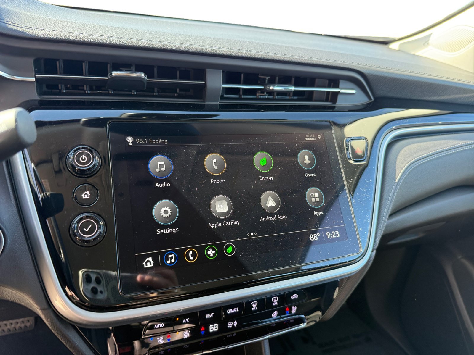 Used 2023 Summit White Chevrolet LT Redline image 12