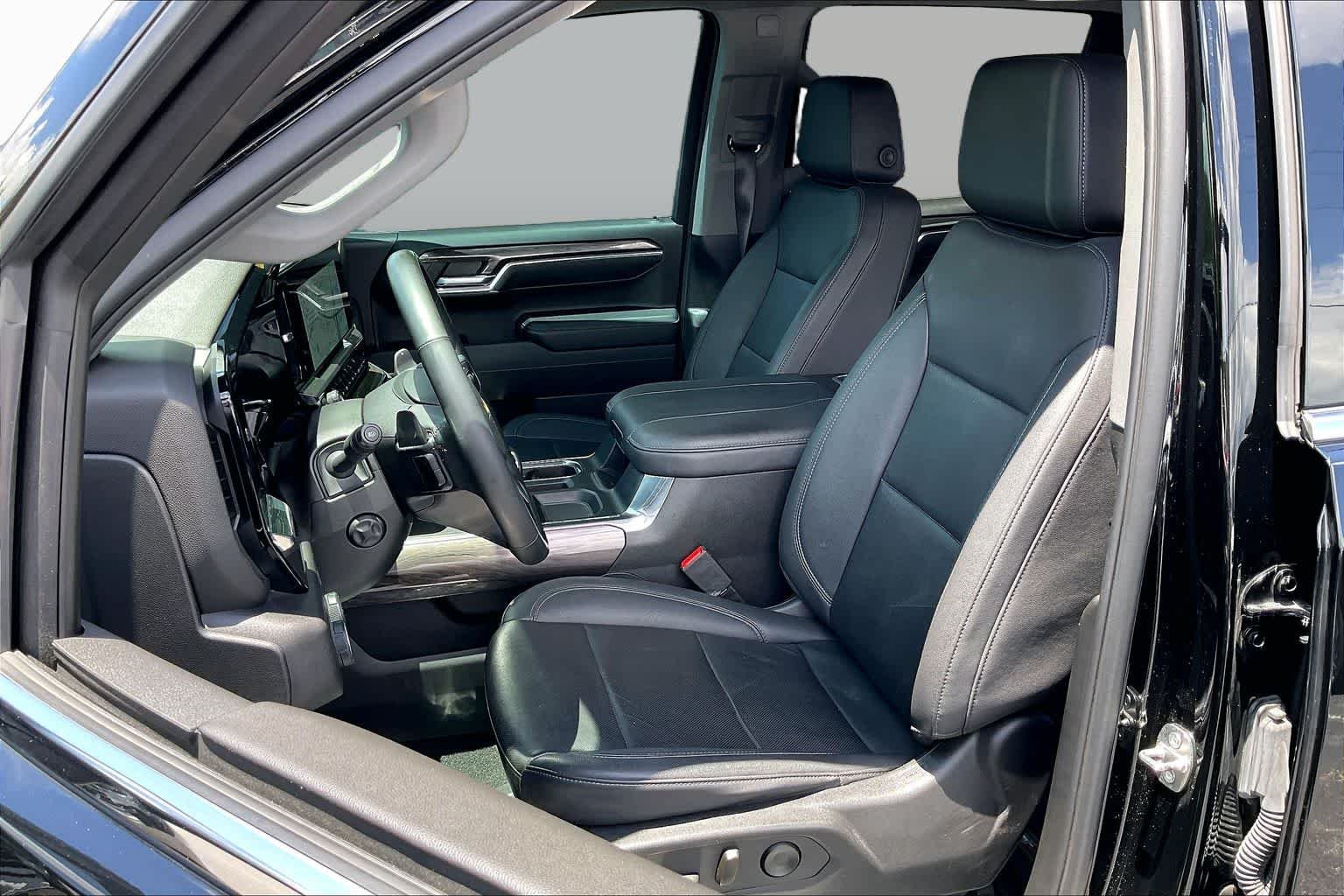 2024 Chevrolet Silverado 1500 LTZ - Photo 24