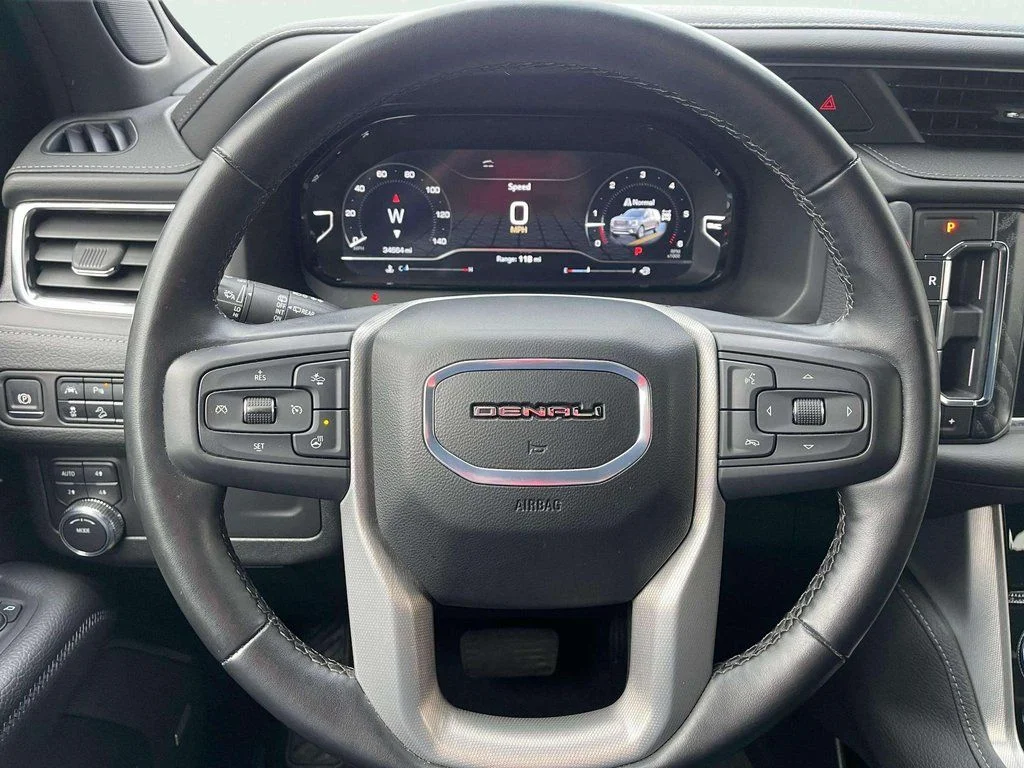 Used 2024 Onyx Black GMC Denali image 19