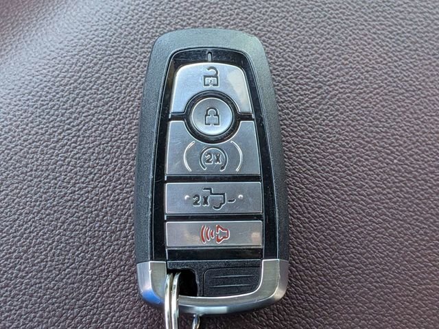 Used 2023 White Ford Lariat image 34