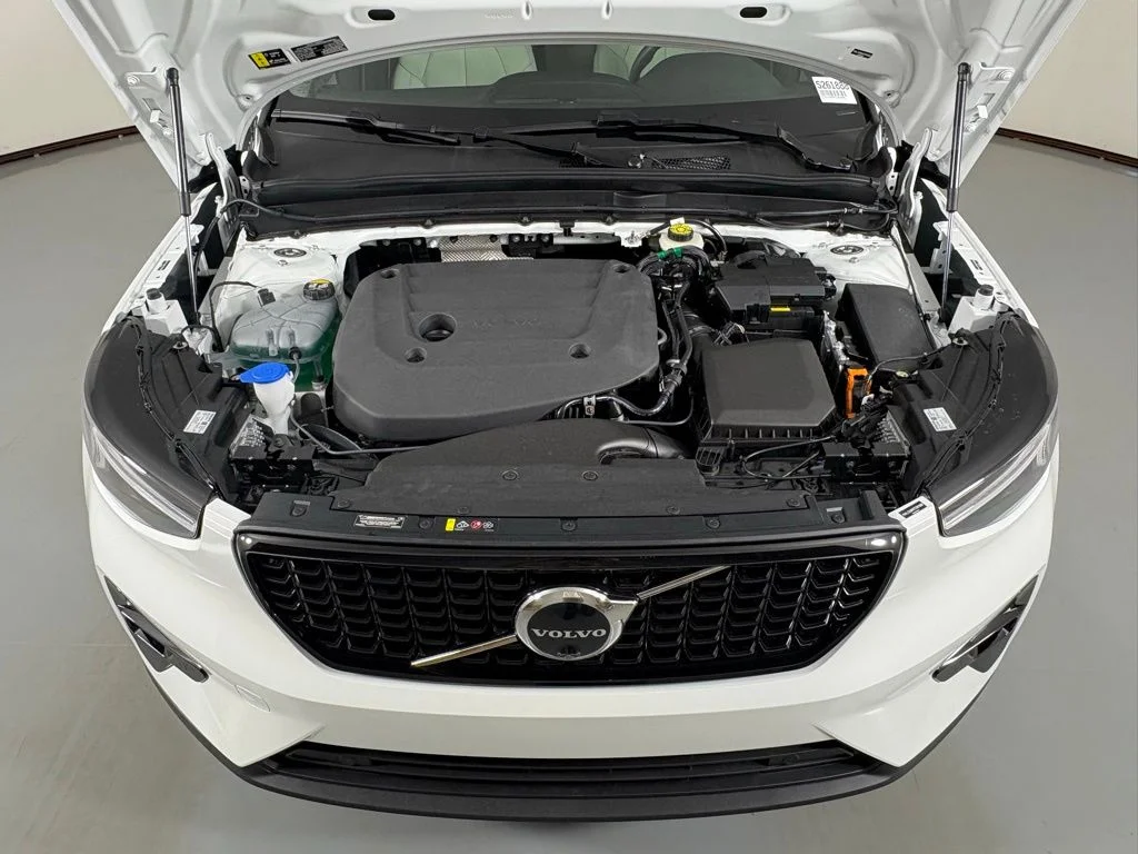 2026 Volvo XC40 Ultra - Photo 44