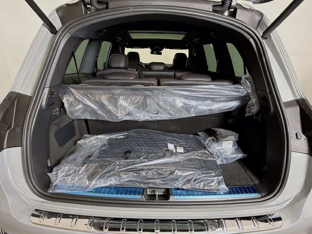 New 2026 MANUFAKTUR Alpine Grey Mercedes-Benz GLS 580 image 28