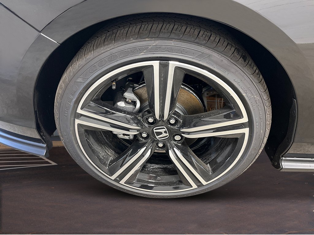 New 2026 Crystal Black Pearl Honda SE image 10