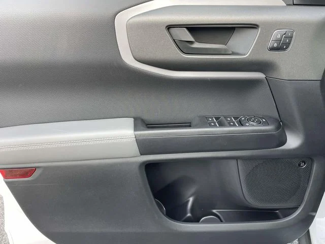 New 2025 Oxford White Ford Badlands® image 19