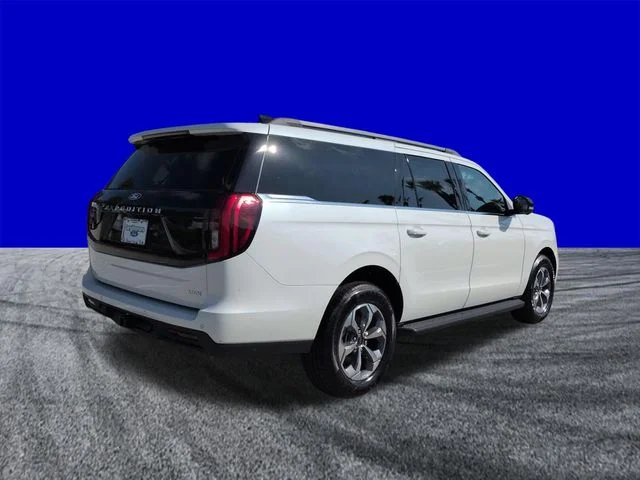 New 2027 Star White Metallic Tri-Coat Ford MAX Active image 4