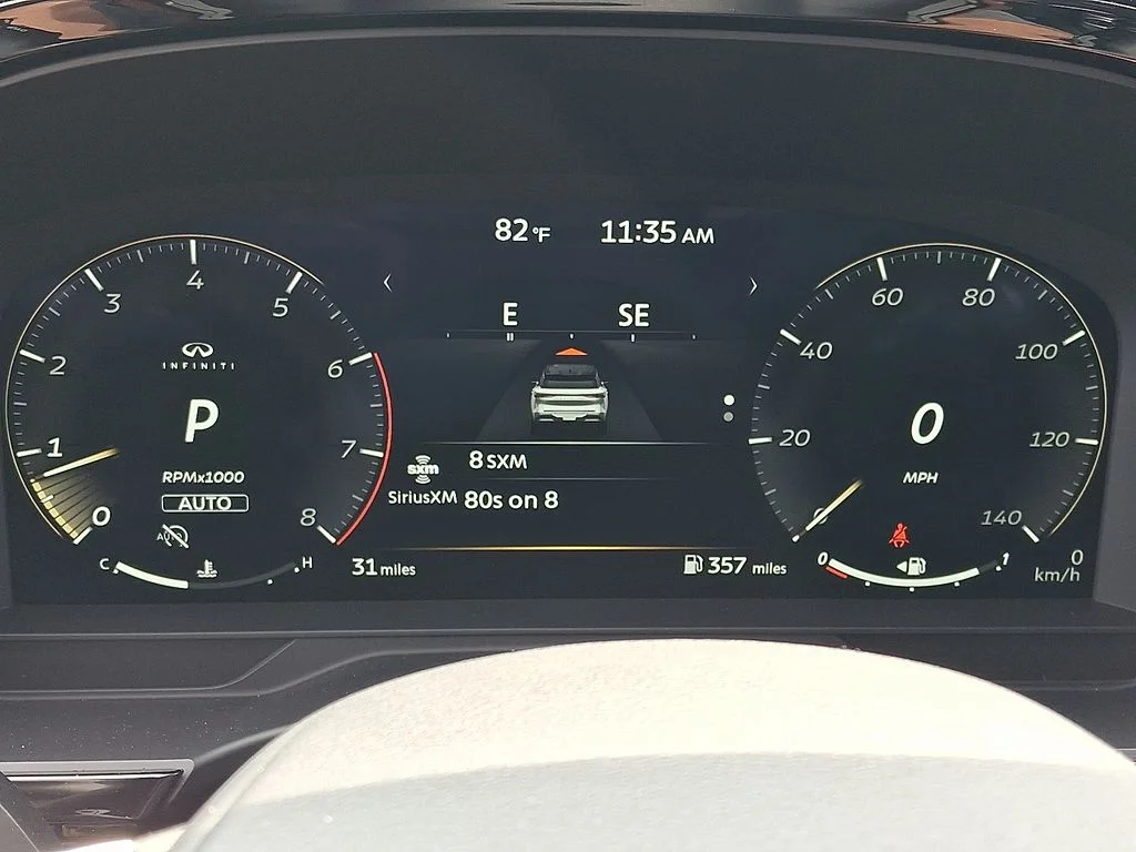 Used 2026 Gray INFINITI LUXE image 23
