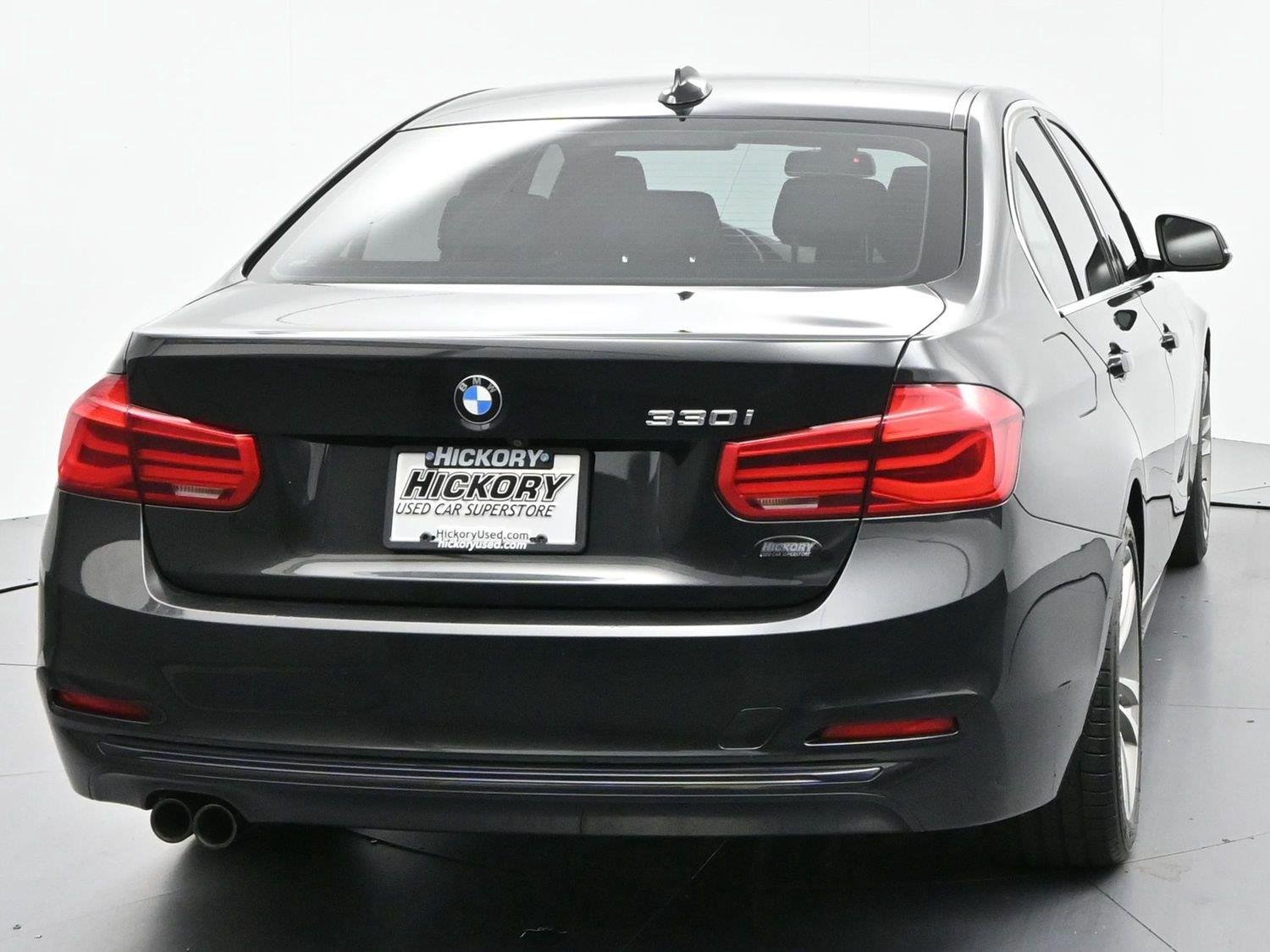 Used 2018 Black Sapphire Metallic BMW 330i image 6