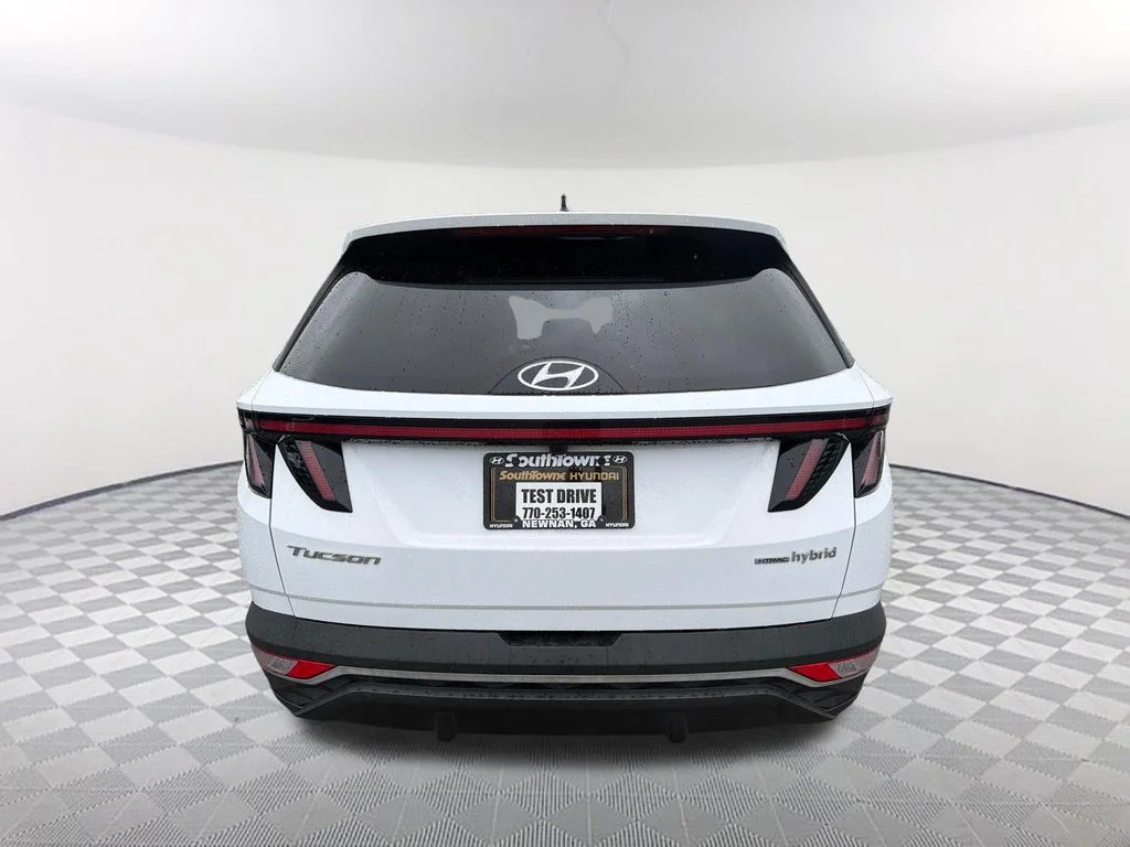 Used 2023 White Hyundai SEL Convenience image 6