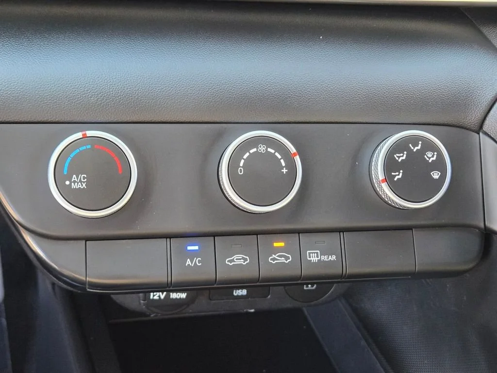 Used 2024 Abyss Black Hyundai SE image 21