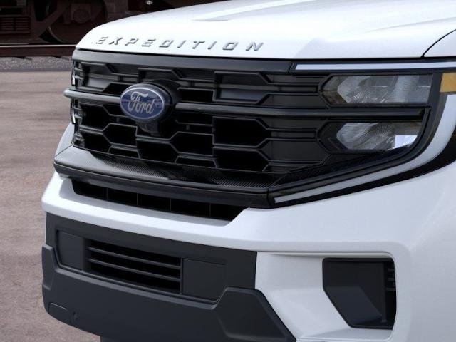 New 2026 Star White Metallic Tri-Coat Ford MAX Active image 37