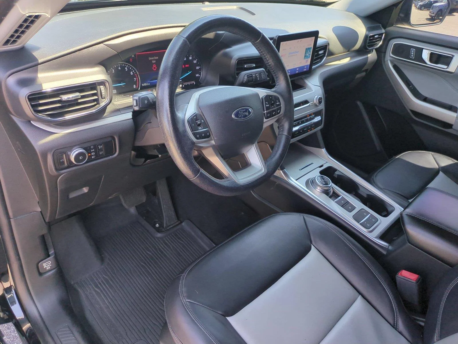 Used 2023 Agate Black Ford XLT image 19