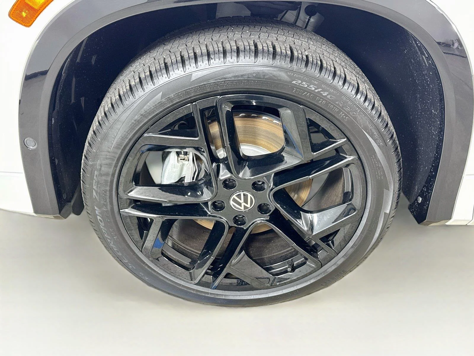 New 2026 WHITE Volkswagen SE R-Line Black image 30