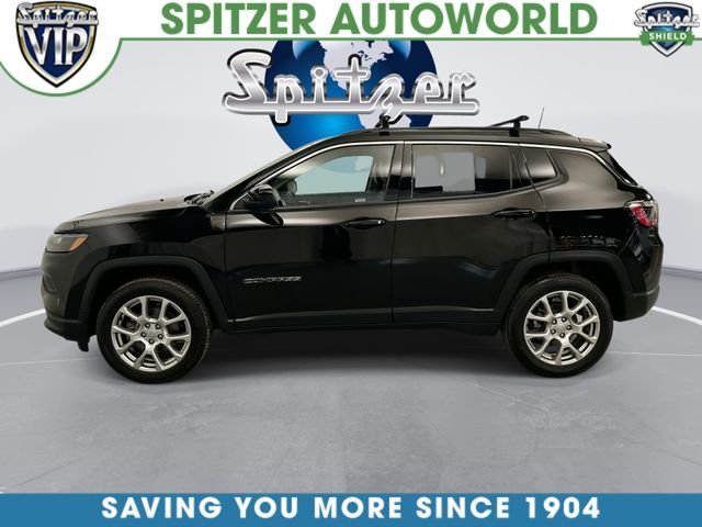 Used 2022 Black Jeep Latitude Lux image 8