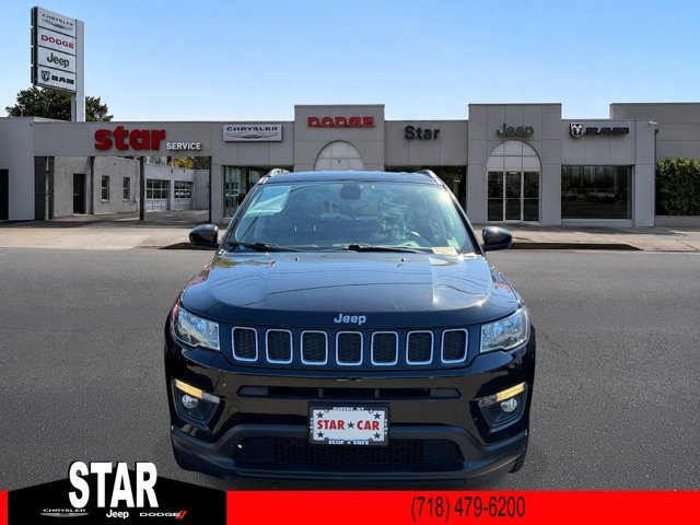 Certified 2019 Jeep Compass Latitude with VIN 3C4NJDBB8KT650984 for sale in Queens, NY