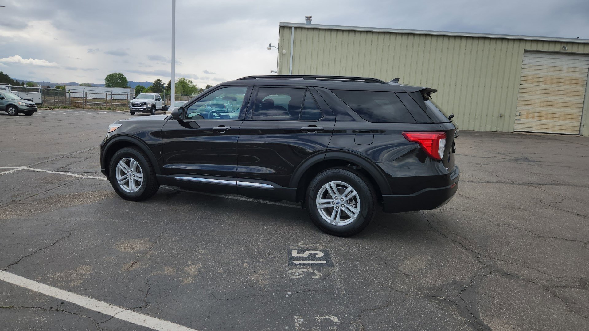 2023 Ford Explorer XLT - Photo 7