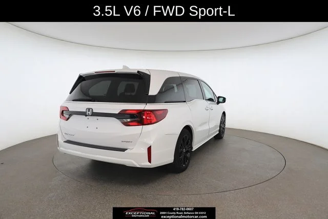 2025 Honda Odyssey Sport L - Photo 17