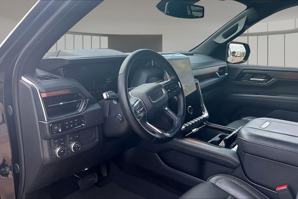 Used 2025 Black GMC Denali image 13