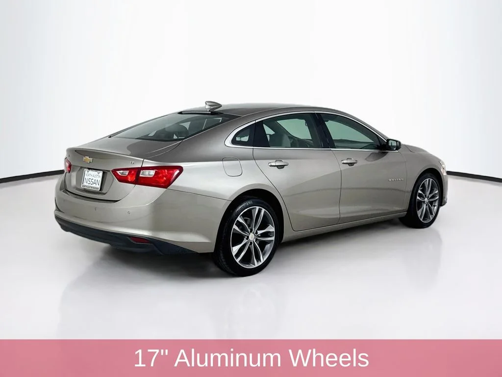 Used 2025 Gray Chevrolet LT image 7