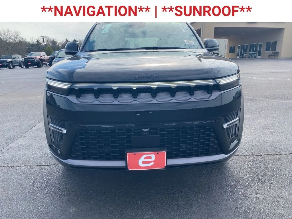 Used 2026 Black Jeep Summit Obsidian image 2