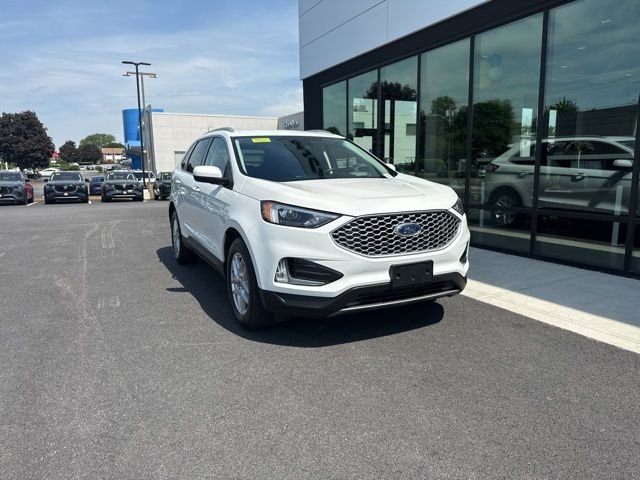 2023 Ford Edge SEL AWD's photo