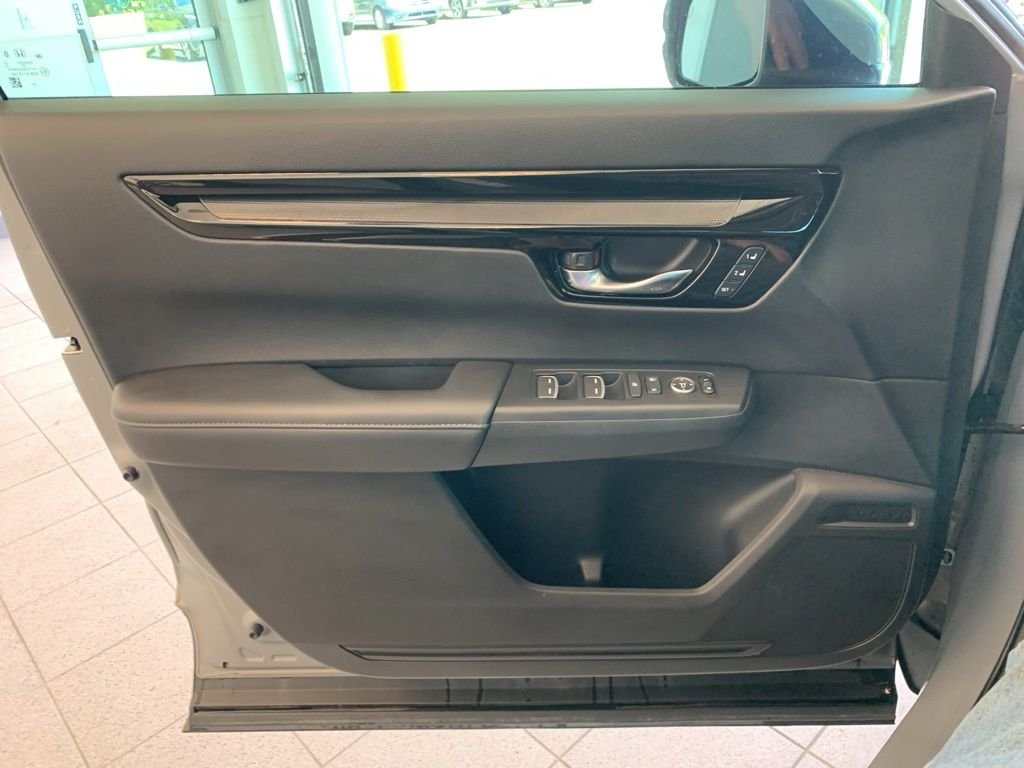Used 2025 Gray Honda EX-L image 10