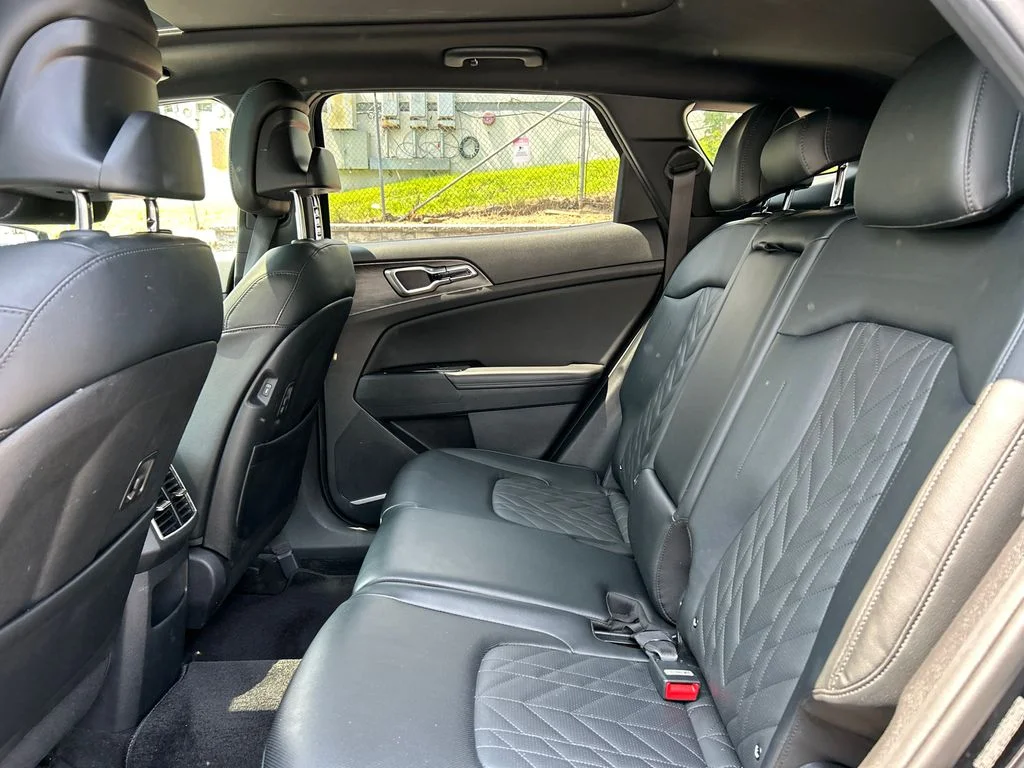 Used 2024 Black Kia X-Line image 23