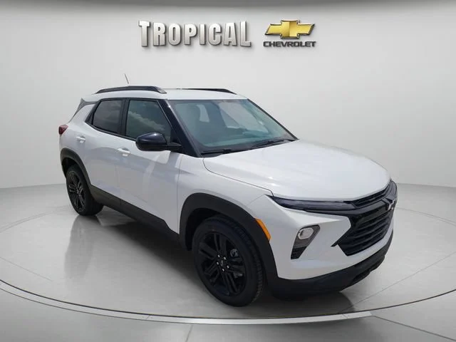 New 2026 Summit White Chevrolet LT image 7