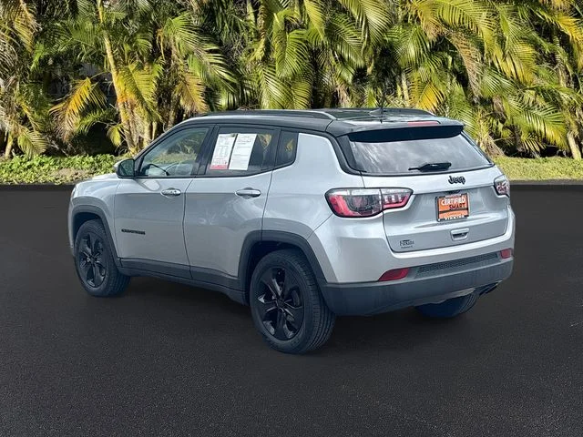 Used 2021 Silver Jeep Latitude image 7