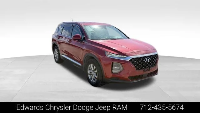 2019 Hyundai Santa Fe SE 2.4's photo