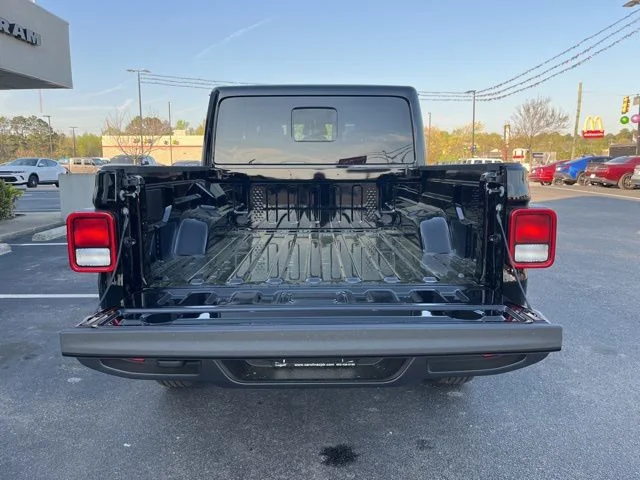 New 2026 Black Clear-Coat Exterior Paint Jeep Sport S image 20