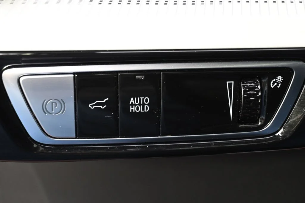 Certified Used 2025 Crystal White Tricoat Cadillac Luxury 2 image 24