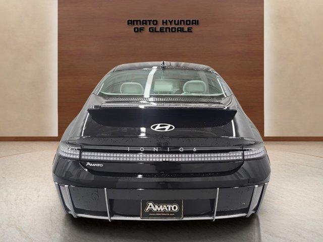New 2025 Black Hyundai SEL image 5