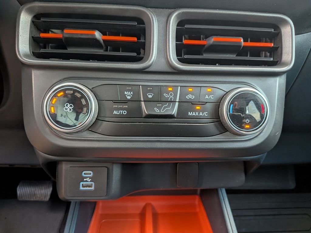 Used 2023 Green Ford XLT image 21