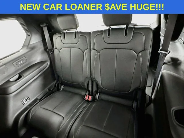 New 2026 Bright White Clear-Coat Exterior Paint Jeep Limited image 26