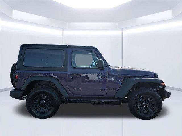 New 2026 Reign Jeep Sport image 7