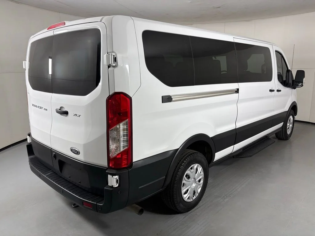 Used 2023 White Ford XLT image 8